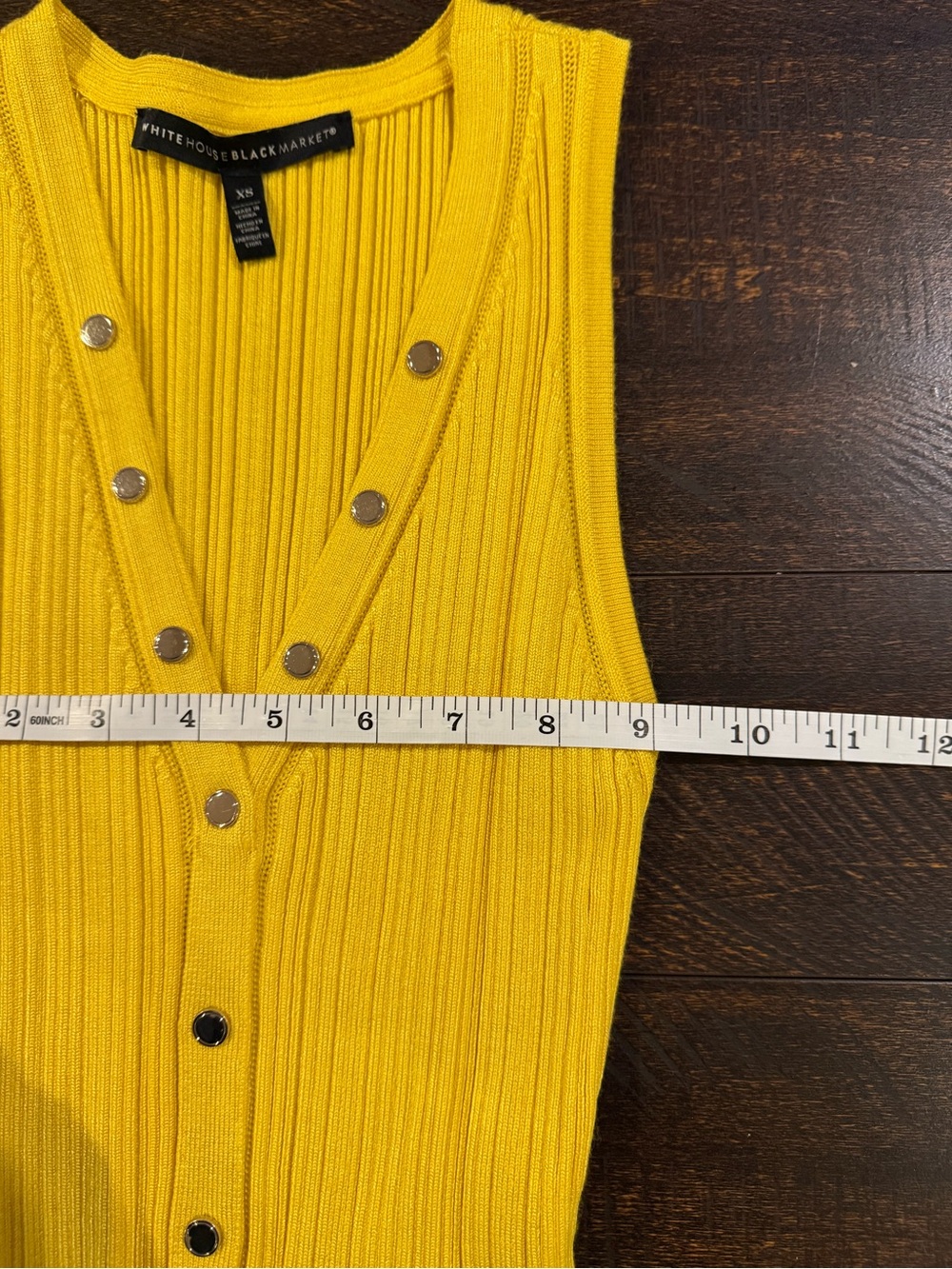 White House Black Market Yellow Ribbed Tank XS Snap Front Stretch Top - Picture 7 of 9